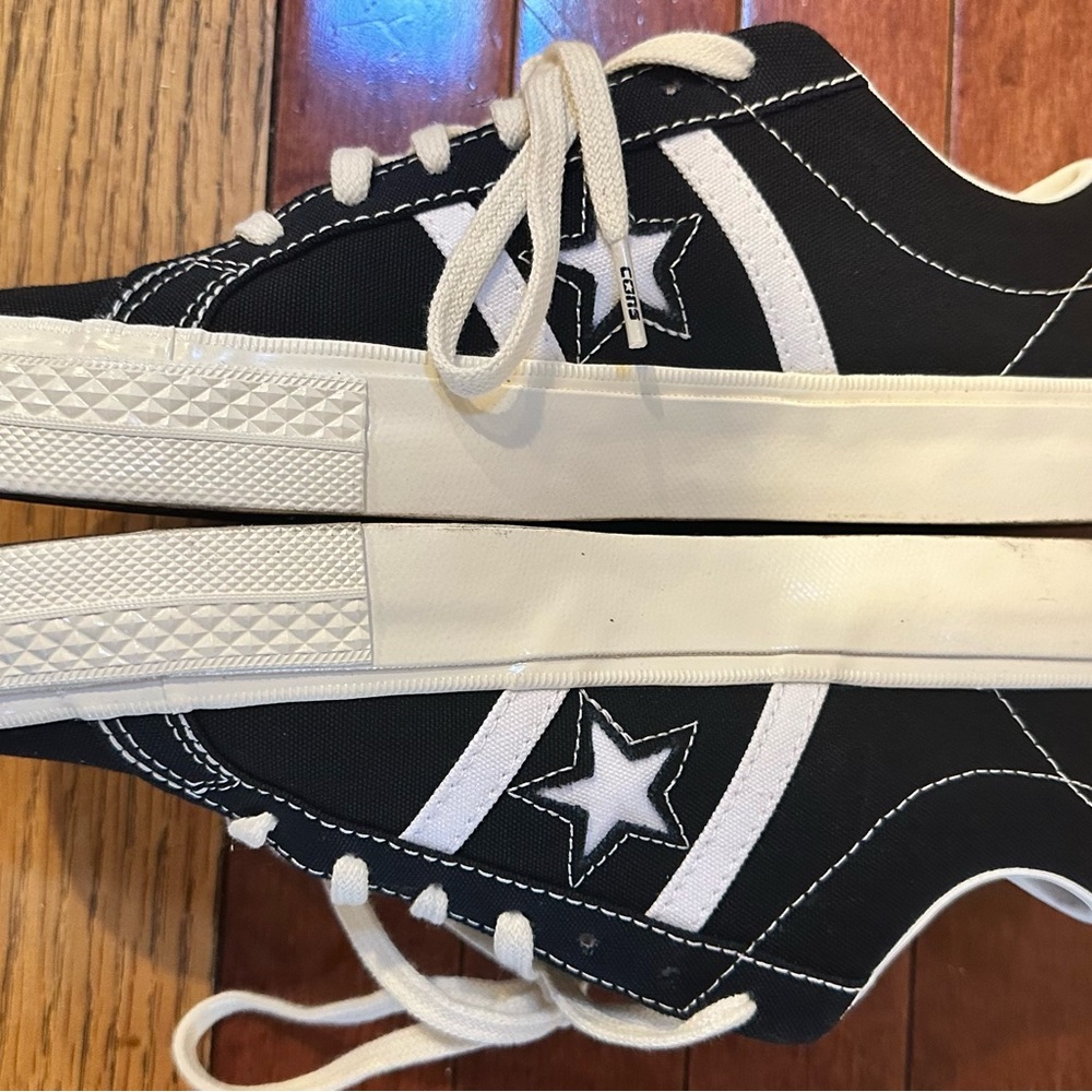 Converse Play Black and White Sneakers with Red Heart - Picture 3 of 9